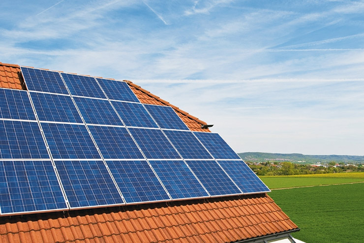 Distribuzione prodotti fotovoltaici, Tecno Spot diventa BayWa r.e.