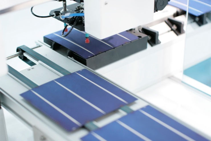 Astronergy, 10 anni di produzione moduli fotovoltaici in Germania