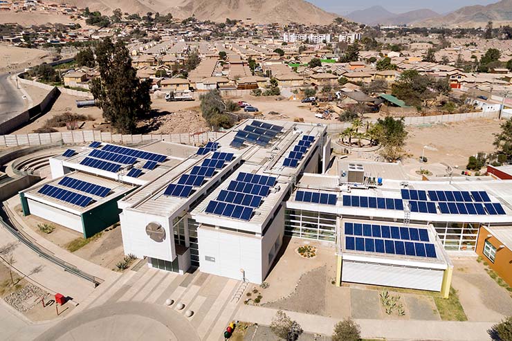 Cile, inverter Fronius per il programma Techos Solares Públicos