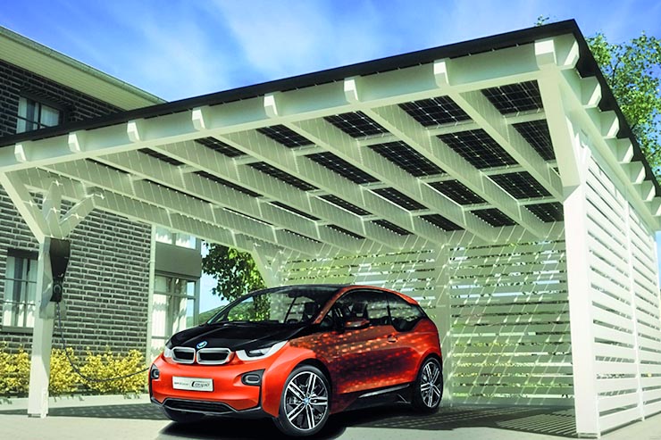 Solarwatt e BMW, dal fotovoltaico all’EV il passo è breve