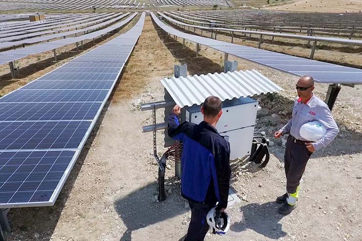 Naro, il parco solare di Agrigento sfrutta inverter ABB PVS-175