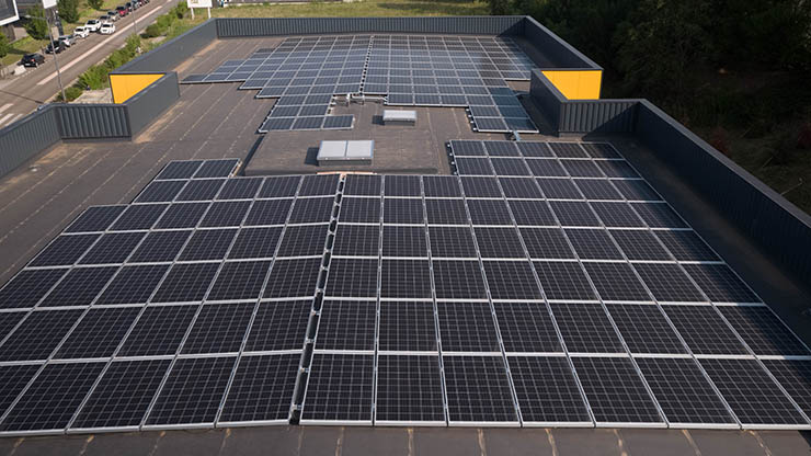 EDF ENR sceglie il sistema fotovoltaico Renolit Alkorsolar
