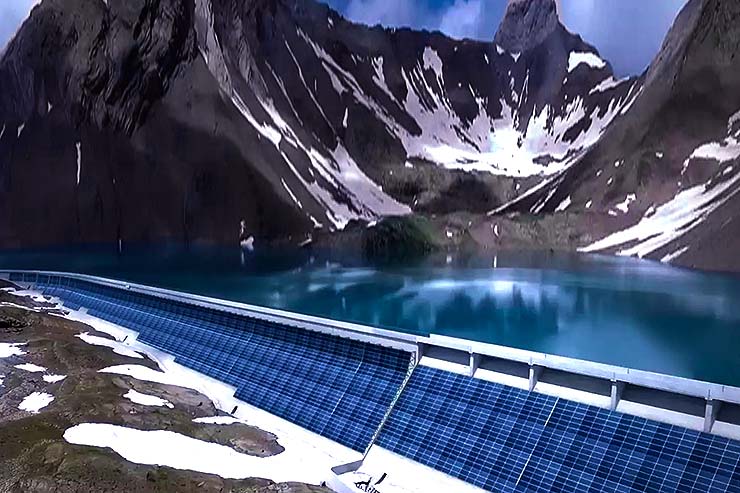 Axpo realizzerà il più grande impianto fotovoltaico della Svizzera