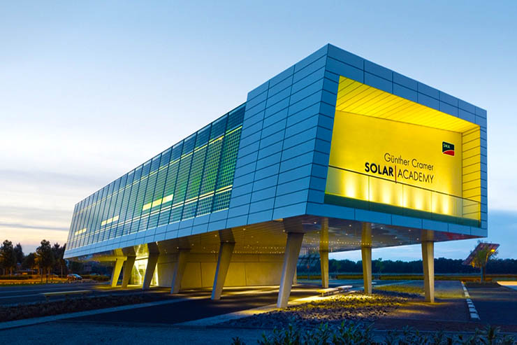 Inverter fotovoltaici, la produzione sostenibile di SMA