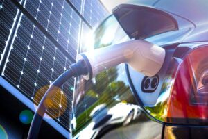 Dulas: caricatore per auto a energia solare nel Mid-Wales